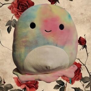 Janet the Jellyfish Squishmallow